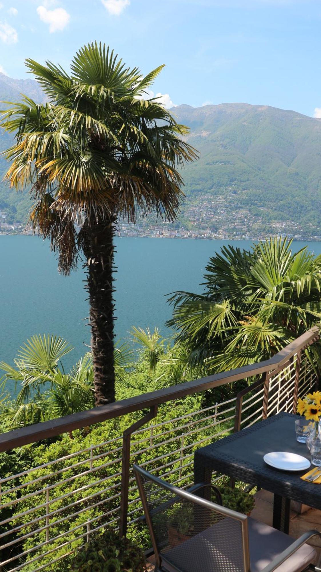 Апартаменты Casa Roccia Pino Lago Maggiore Экстерьер фото